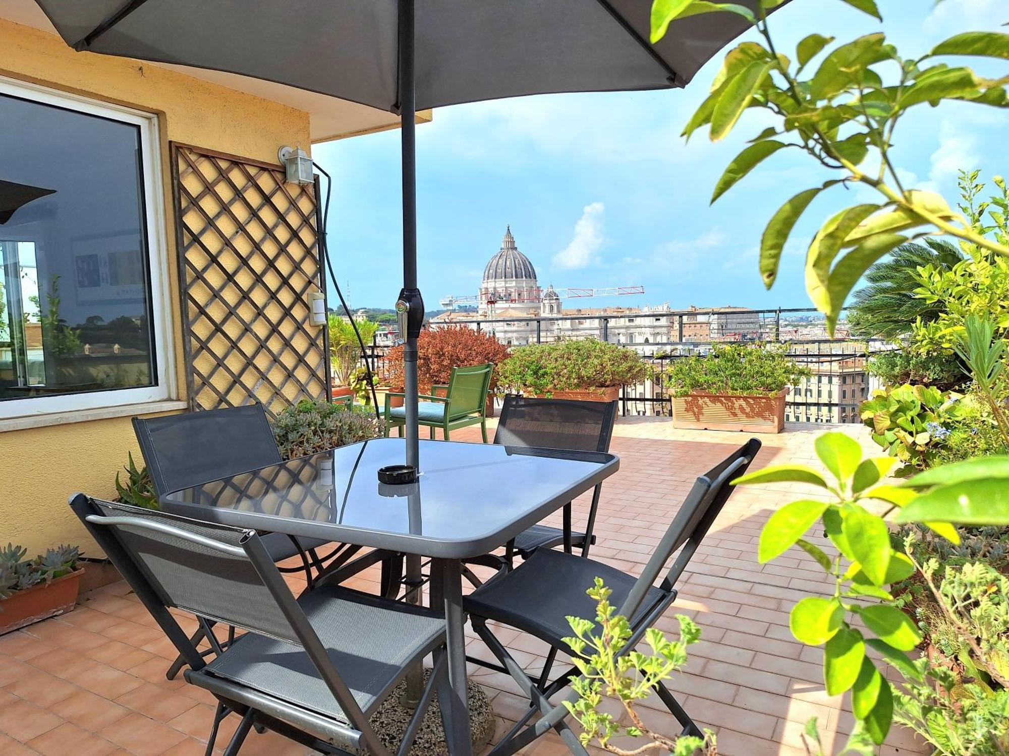 Delmirani'S Book Apartments - Vatican View Rom Exteriör bild
